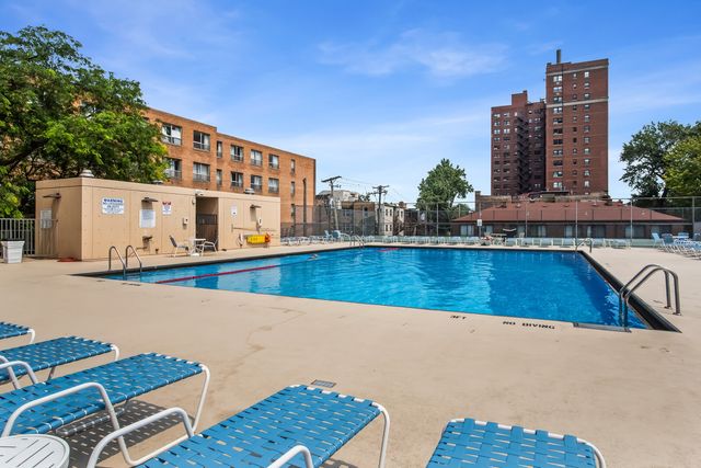 4343 N Clarendon Avenue 2801, Chicago, IL 60613