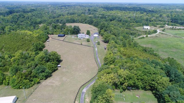 2230 Perryville Road, Harrodsburg, KY 40330