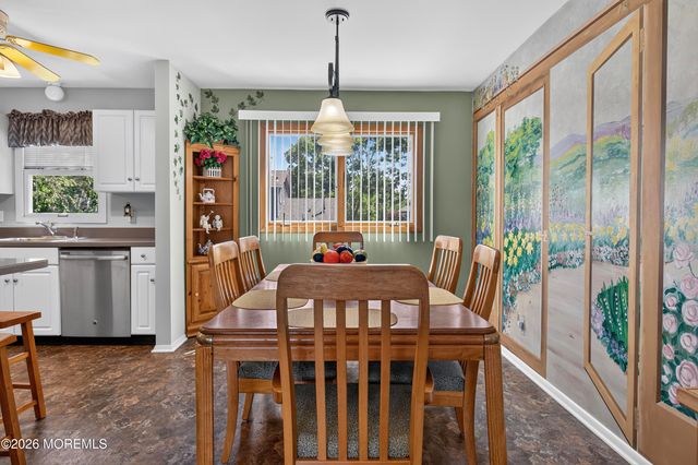 111 Poplar Way, Brick, NJ 08724