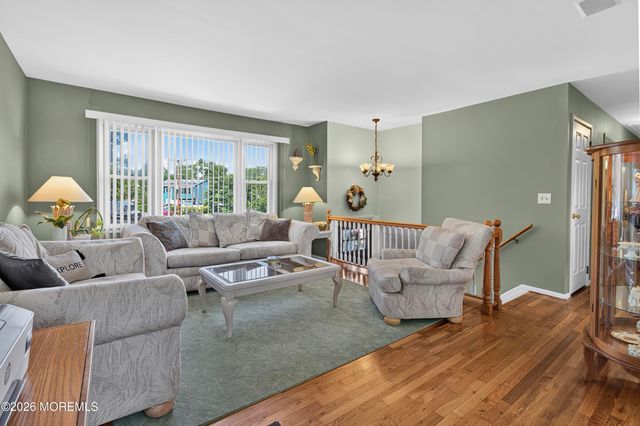 111 Poplar Way, Brick, NJ 08724