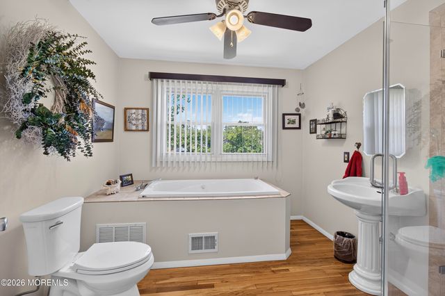 111 Poplar Way, Brick, NJ 08724