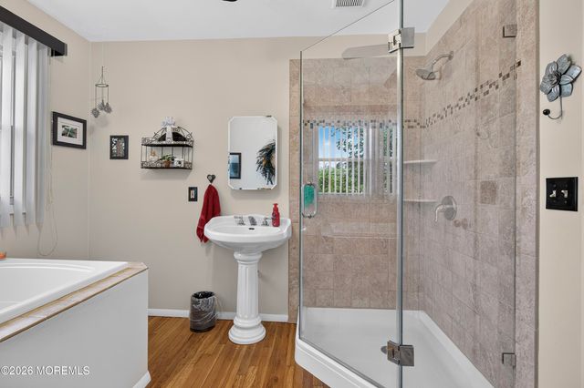 111 Poplar Way, Brick, NJ 08724