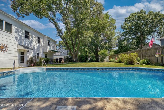 111 Poplar Way, Brick, NJ 08724