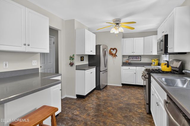111 Poplar Way, Brick, NJ 08724