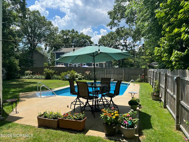 111 Poplar Way, Brick, NJ 08724