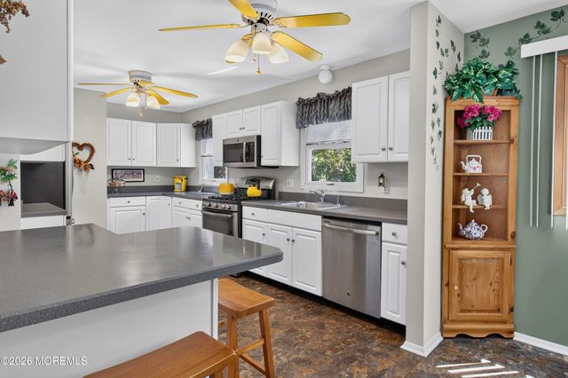 111 Poplar Way, Brick, NJ 08724