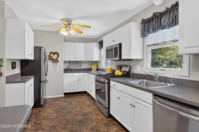 111 Poplar Way, Brick, NJ 08724
