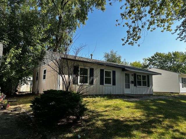 2710 E Illinois Street, Urbana, IL 61802