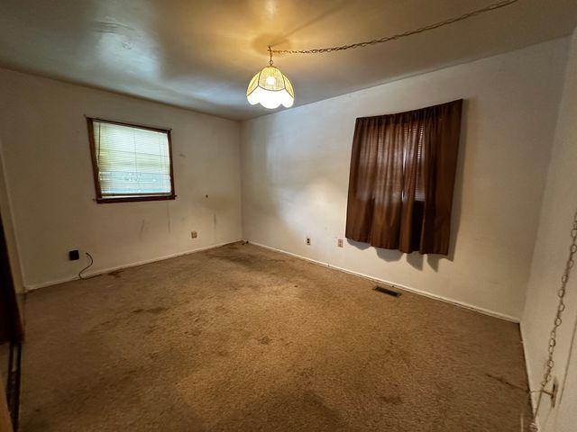 2710 E Illinois Street, Urbana, IL 61802