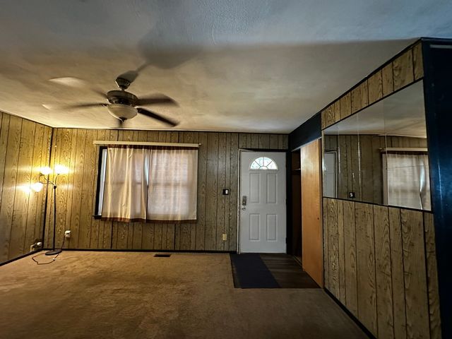 2710 E Illinois Street, Urbana, IL 61802