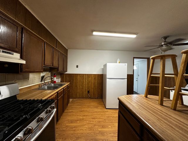 2710 E Illinois Street, Urbana, IL 61802