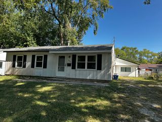 2710 E Illinois Street, Urbana, IL 61802