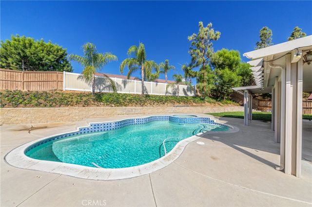 25043 Babbling Brook, Menifee, CA 92584