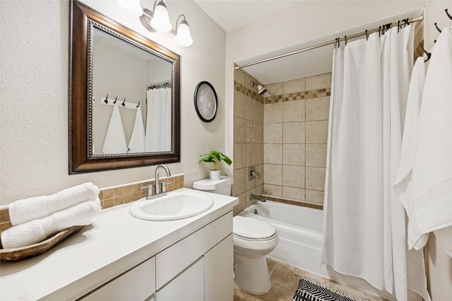 3012 Brockbank Court, Dallas, TX 75220
