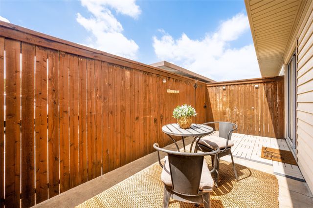 3012 Brockbank Court, Dallas, TX 75220
