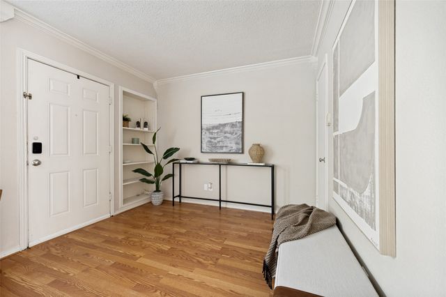 3012 Brockbank Court, Dallas, TX 75220