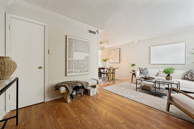 3012 Brockbank Court, Dallas, TX 75220