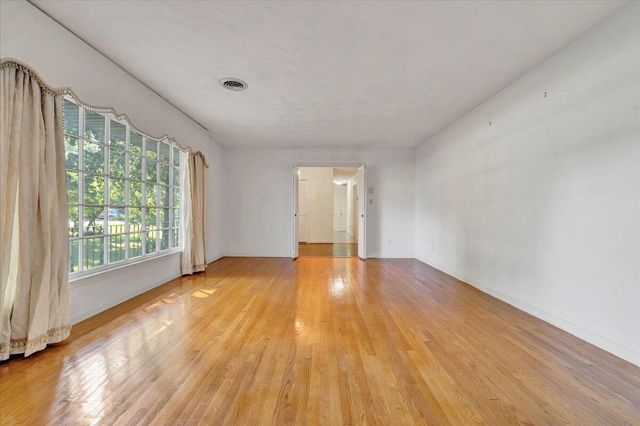 5278 North Spring DR, Roanoke, VA 24019