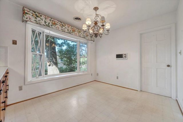 5278 North Spring DR, Roanoke, VA 24019