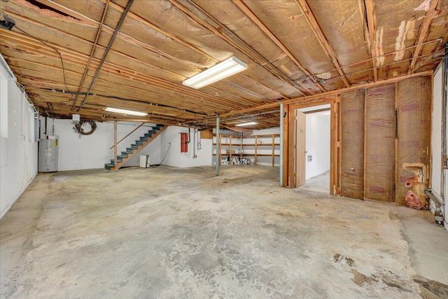 5278 North Spring DR, Roanoke, VA 24019