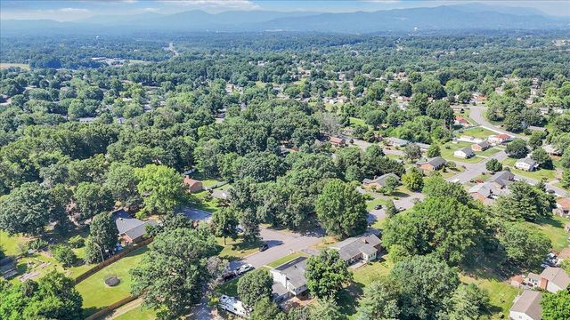5278 North Spring DR, Roanoke, VA 24019