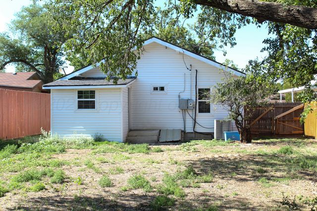 1105 SW 13TH Avenue, Amarillo, TX 79102