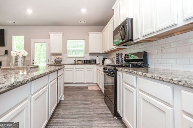 317 Pinewood Drive, Woodstock, GA 30189