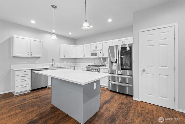 1602 Cunningham Drive NE, Olympia, WA 98516