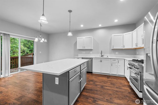 1602 Cunningham Drive NE, Olympia, WA 98516