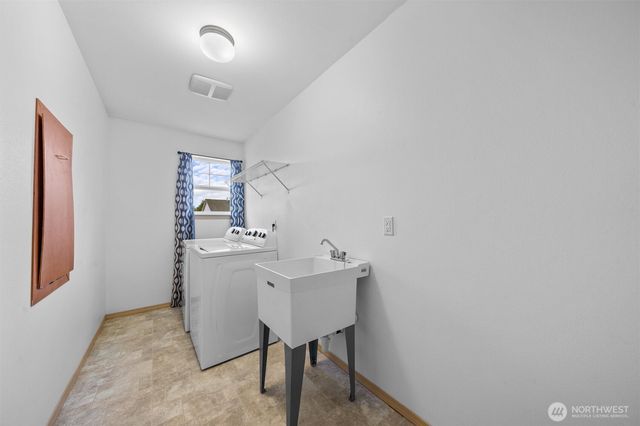 1602 Cunningham Drive NE, Olympia, WA 98516