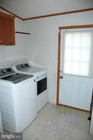4508 LEWISTON RD, Bumpass, VA 23024