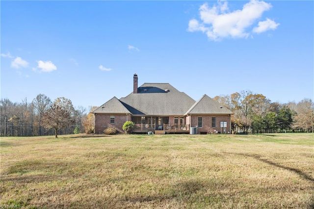 375 Howardtown Circle, Mocksville, NC 27028