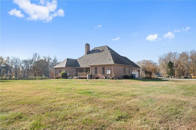 375 Howardtown Circle, Mocksville, NC 27028