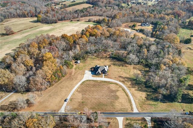 375 Howardtown Circle, Mocksville, NC 27028