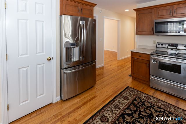 85 McVeagh Road, Westbrook, CT 06498