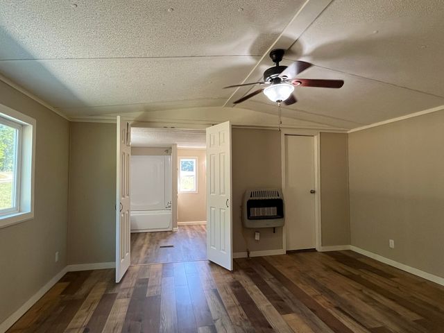 9589 County Road 2680, Mountain View, MO 65548