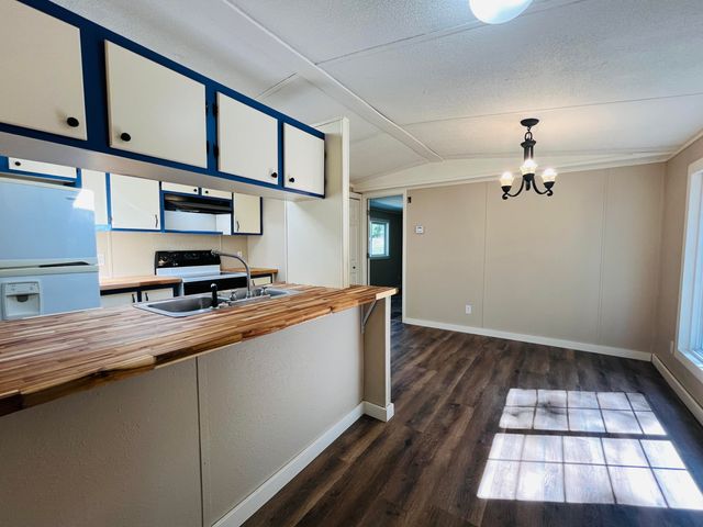 9589 County Road 2680, Mountain View, MO 65548