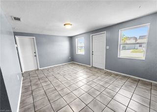 6617 Warwick CIR, Fort Myers, FL 33919