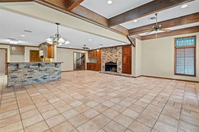 333 Jeanine Street, Lake Charles, LA 70605