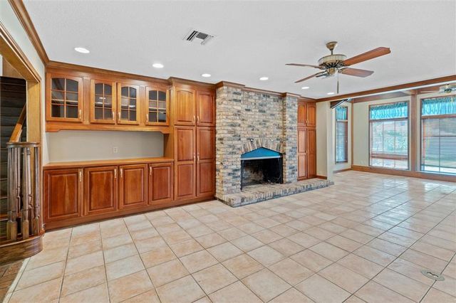 333 Jeanine Street, Lake Charles, LA 70605