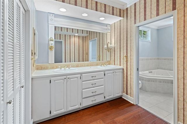 333 Jeanine Street, Lake Charles, LA 70605