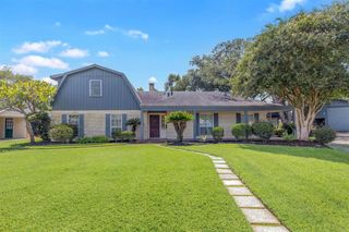 333 Jeanine Street, Lake Charles, LA 70605