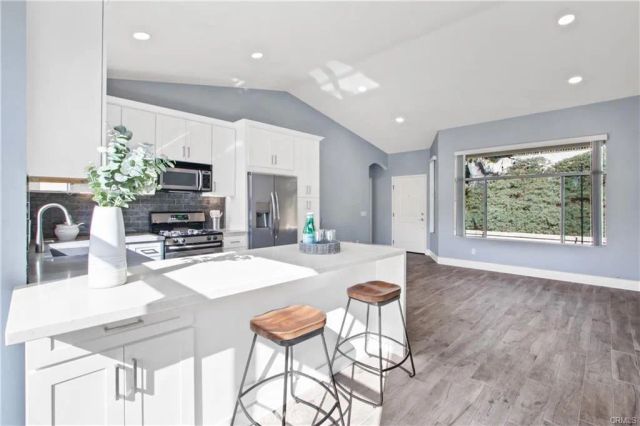 19431 Rue De Valore 49A, Lake Forest, CA 92610