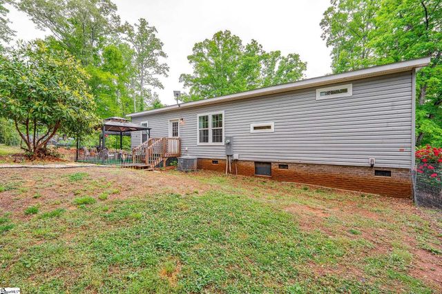 25 Valley Road, Travelers Rest, SC 29690