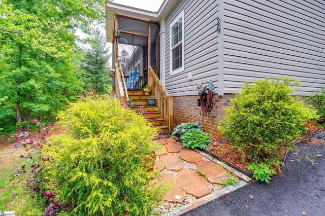 25 Valley Road, Travelers Rest, SC 29690