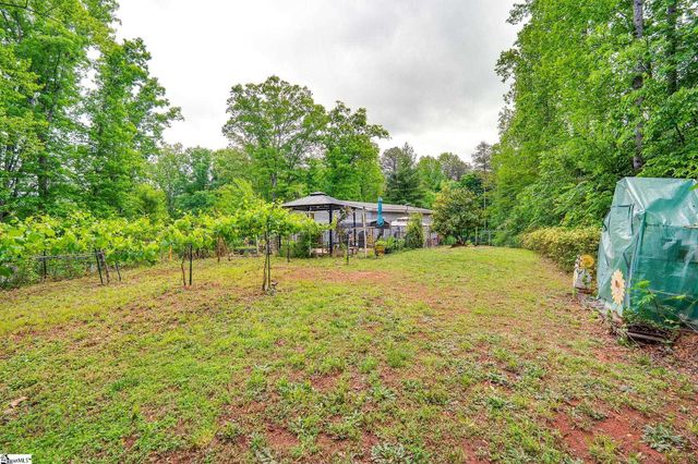 25 Valley Road, Travelers Rest, SC 29690