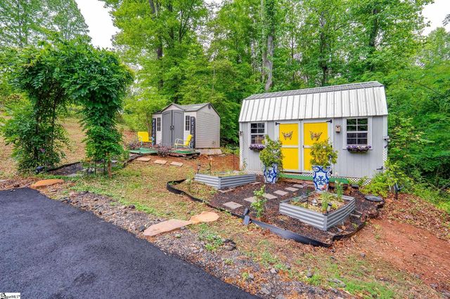 25 Valley Road, Travelers Rest, SC 29690