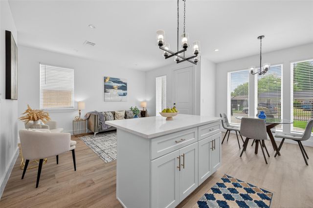 5027 Willow Glen Drive A-B, Houston, TX 77033