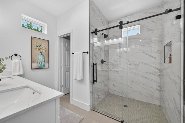 5027 Willow Glen Drive A-B, Houston, TX 77033