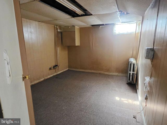 414 W CHERRY ST, Vineland, NJ 08360
